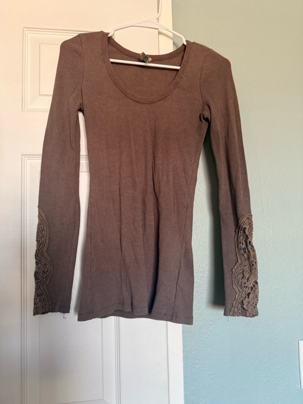 Free People Crafty Cuff Thermal ASO Violet Harmon AHS